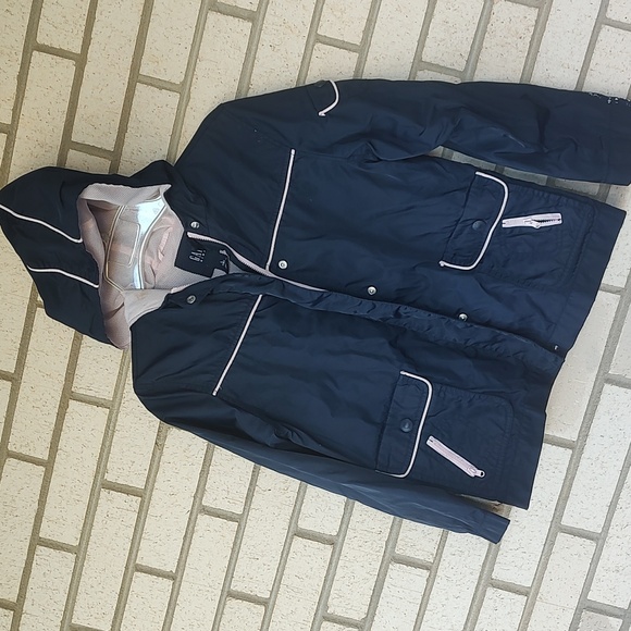 Gap Jacket - Picture 4 of 9